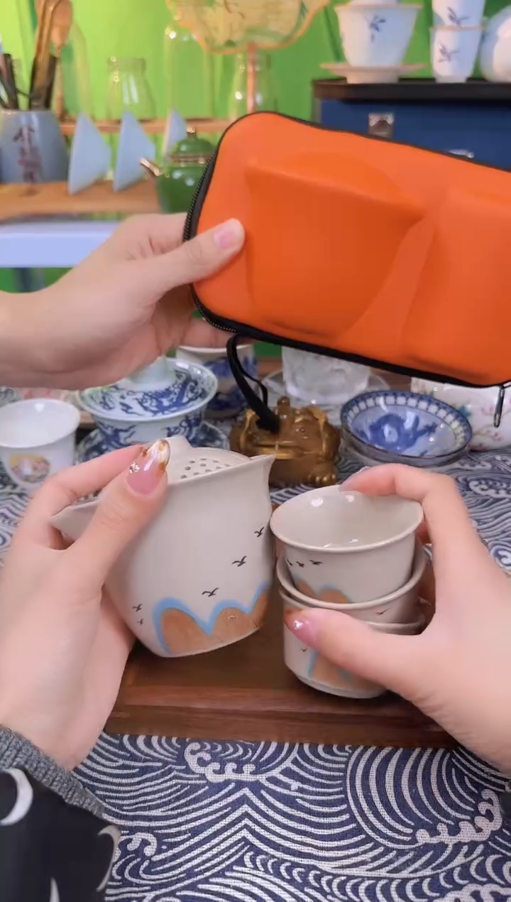 【闪购商品】洛丰奇茶具坊（三杯）