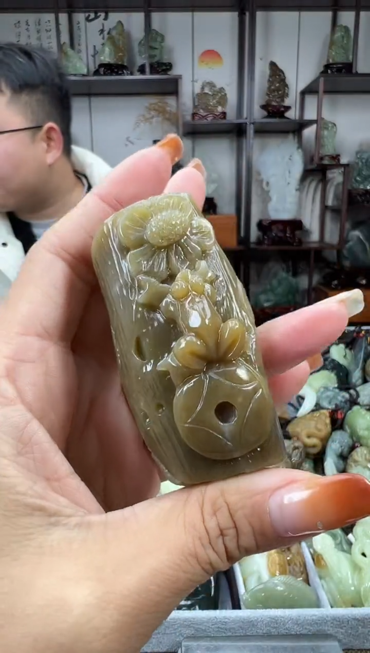 未镶嵌和田玉把件1