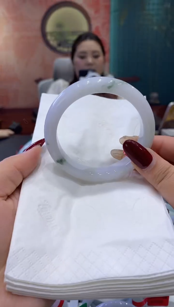 【闪购商品】翡翠手镯未镶嵌多人0017298