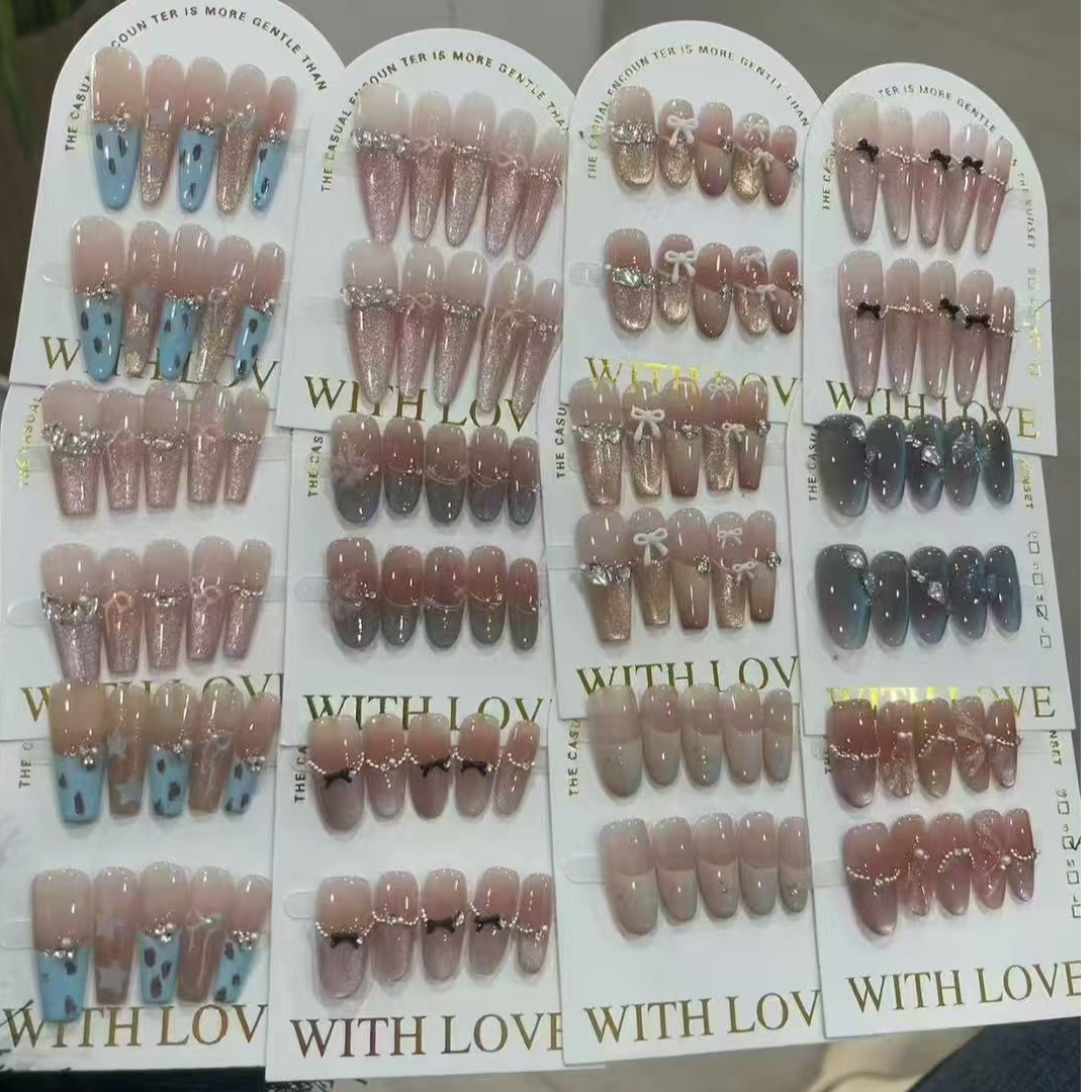 手工穿戴甲腮红猫眼法式甲中长款显白美甲甲片