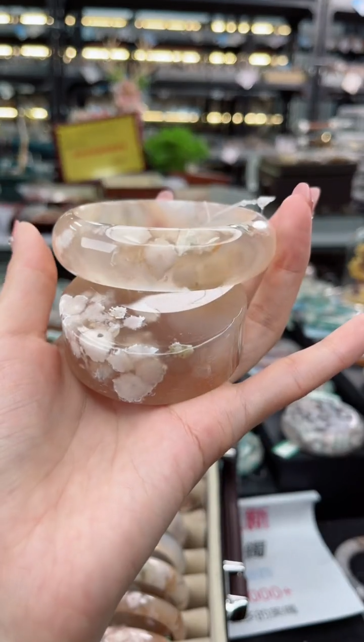 【闪购商品】石英质玉手镯未镶嵌60圈口（赠品镯心）3541581