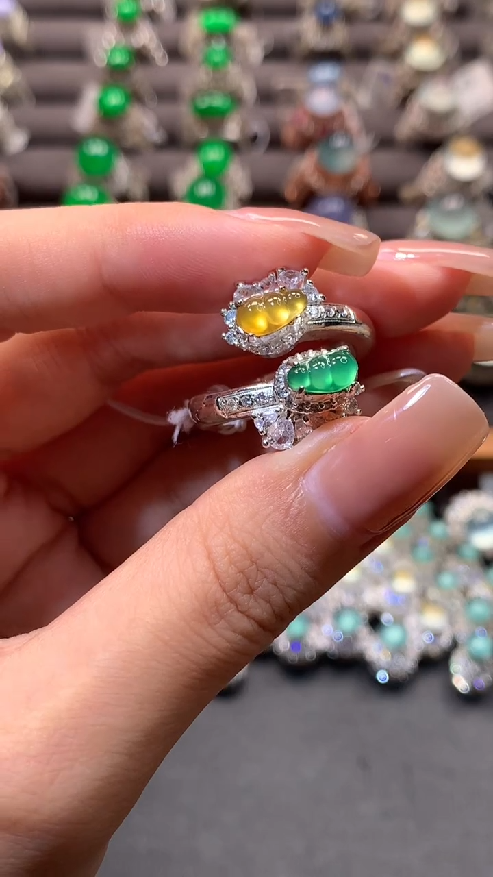 翡翠裸石未镶嵌冰蛋戒面缅甸翡翠