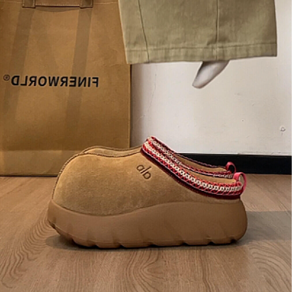 卡皮巴拉真皮包头厚底雪地靴女2025冬季新款加绒加厚防滑保暖拖鞋