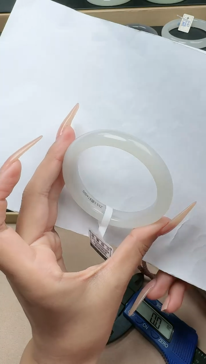 【闪购商品】和田玉手镯未镶嵌55/56圈口YY