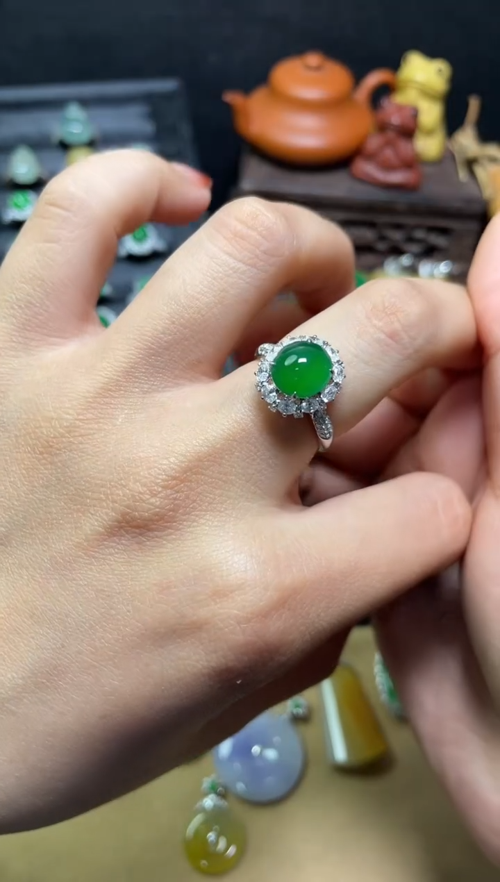 【闪购商品】翡翠戒指18K金镶嵌蛋面48小时鉴赏期