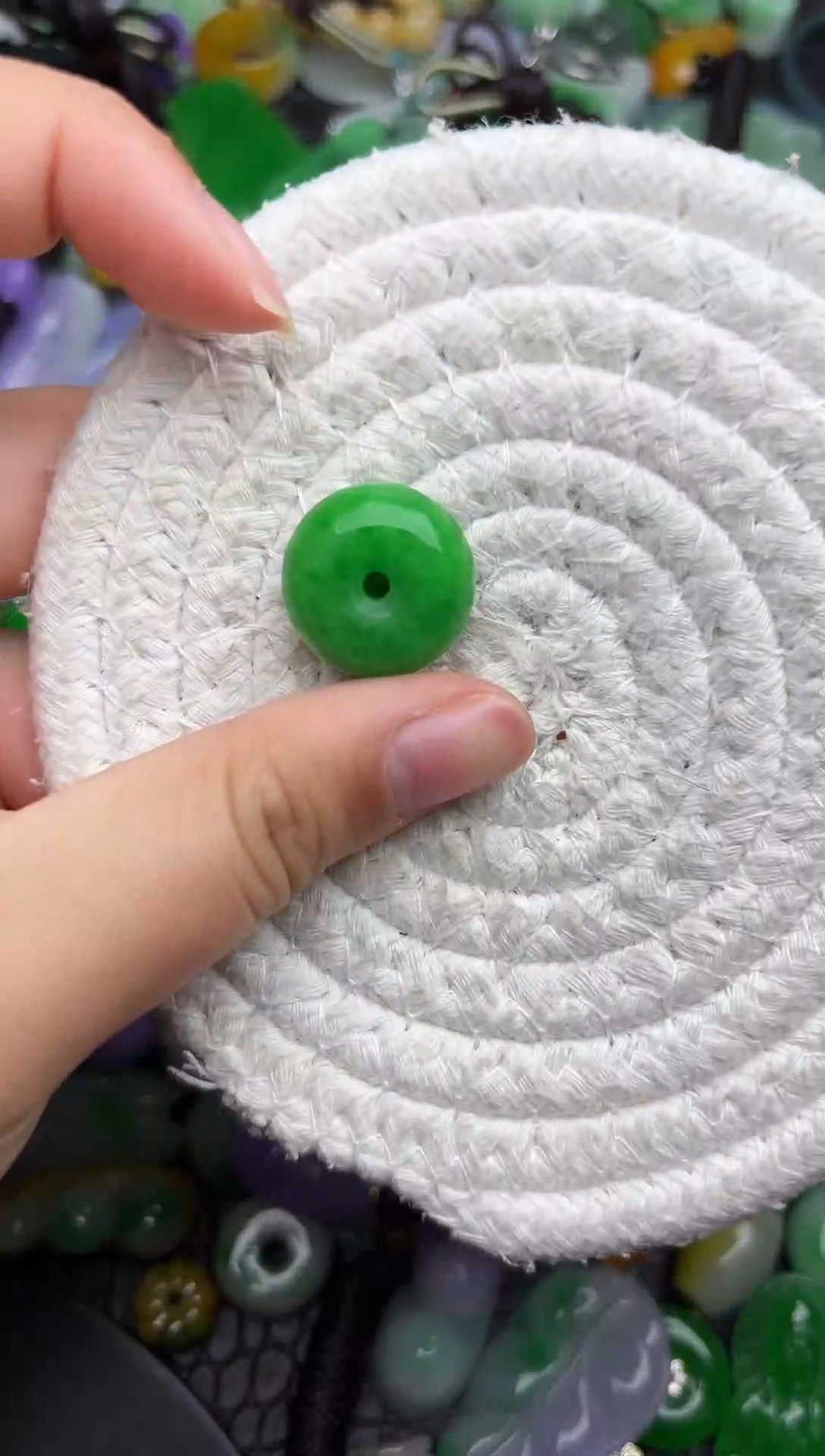 颈饰未镶嵌翡翠缅甸翡翠吊坠