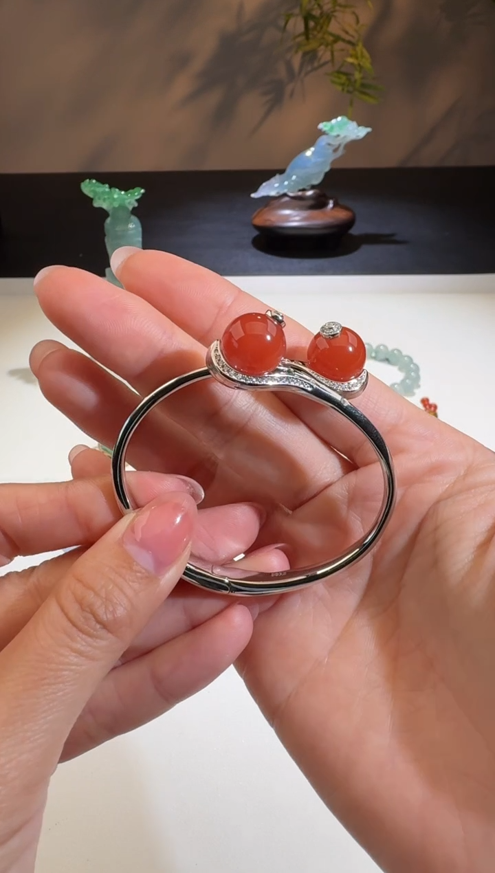 【闪购商品】南红玛瑙手镯银S925镶嵌【舒雅】圈口联系客服