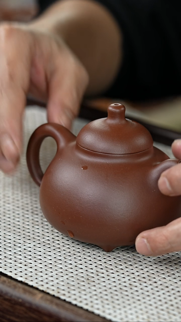 【闪购商品】紫砂茶壶@@AH4593陈小平乳鼎