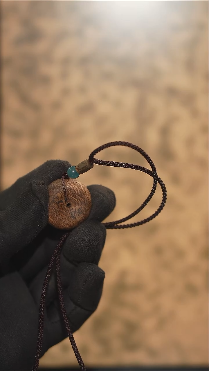 吊坠沉香大*哥海南沉香吊坠3克