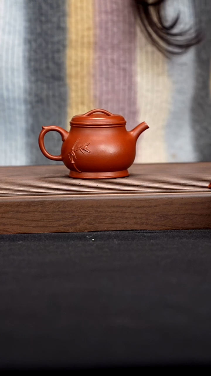 【闪购商品】贴花颂金 一物见春