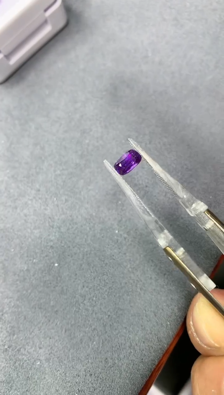 【闪购商品】蓝宝石裸石未镶嵌0.99ct 33