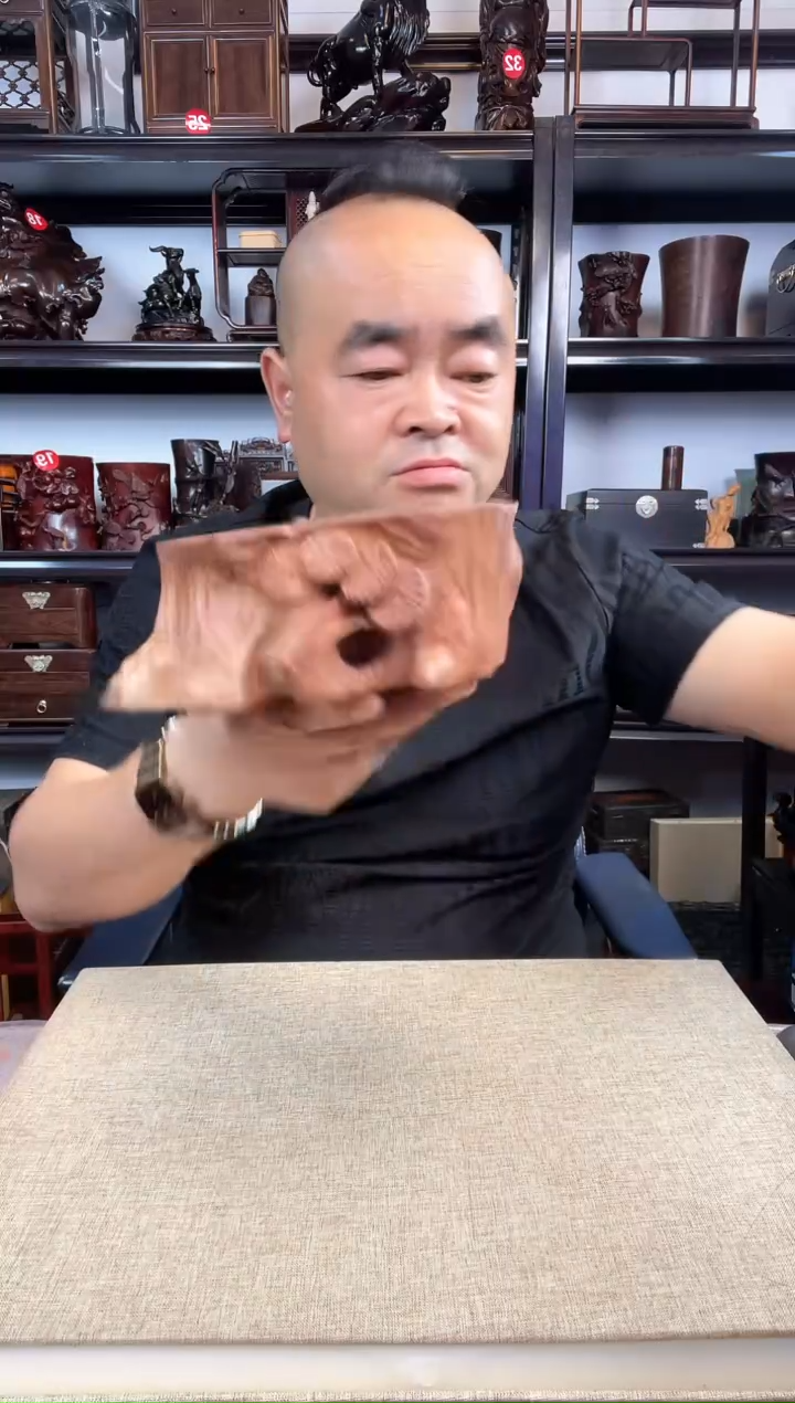 木老李红木工艺品027瑕疵