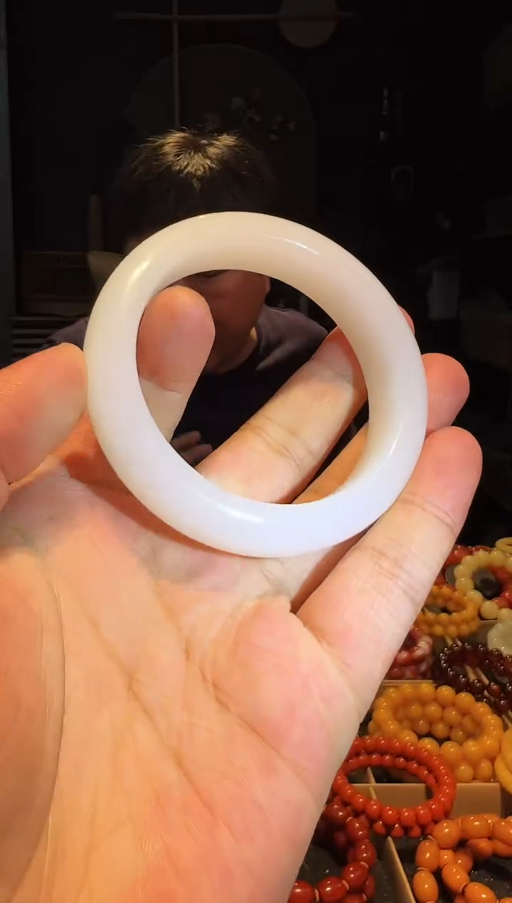 未镶嵌手链和田玉挂件57