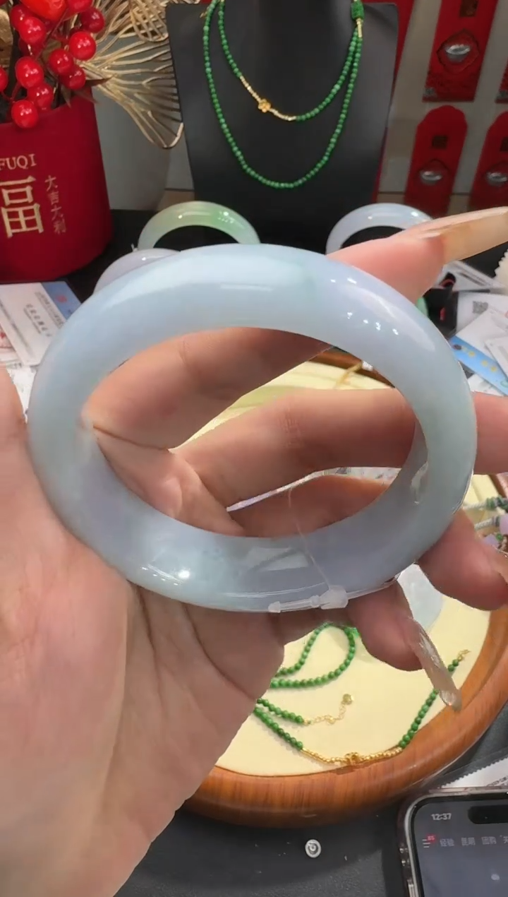 【闪购商品】翡翠手镯未镶嵌手镯