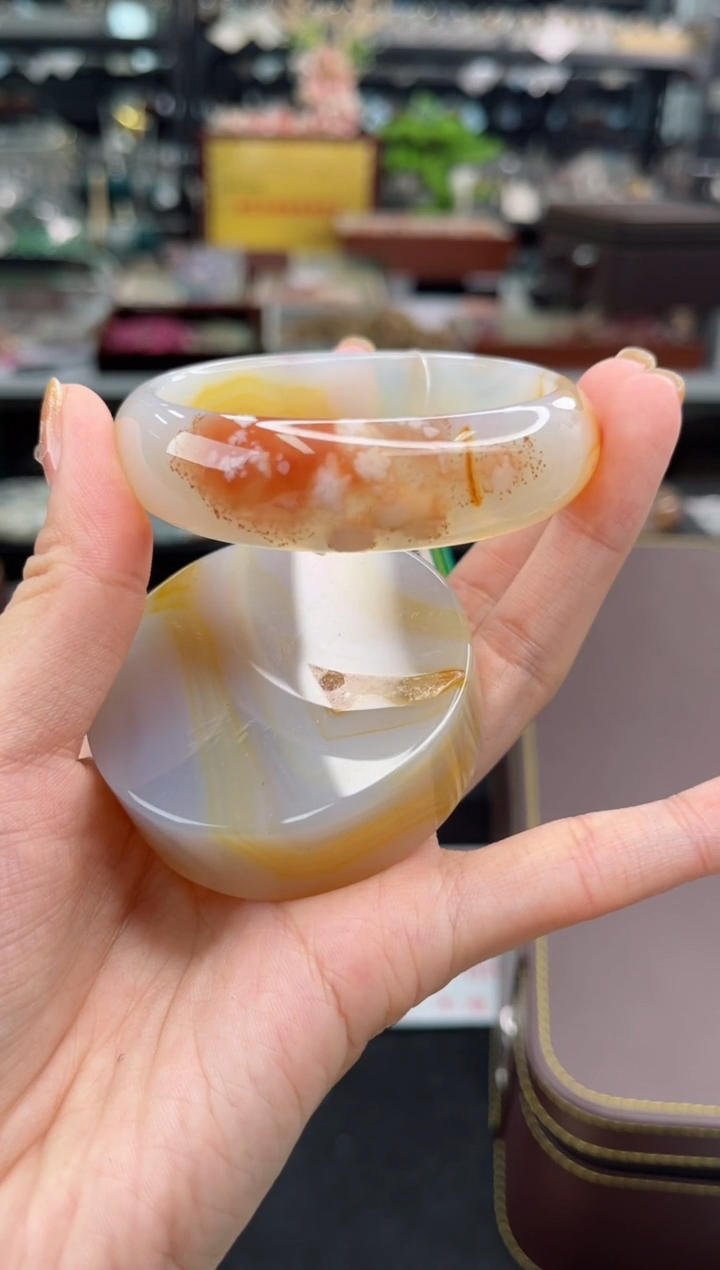 【闪购商品】石英质玉手镯未镶嵌57圈口（赠品镯心）S9205