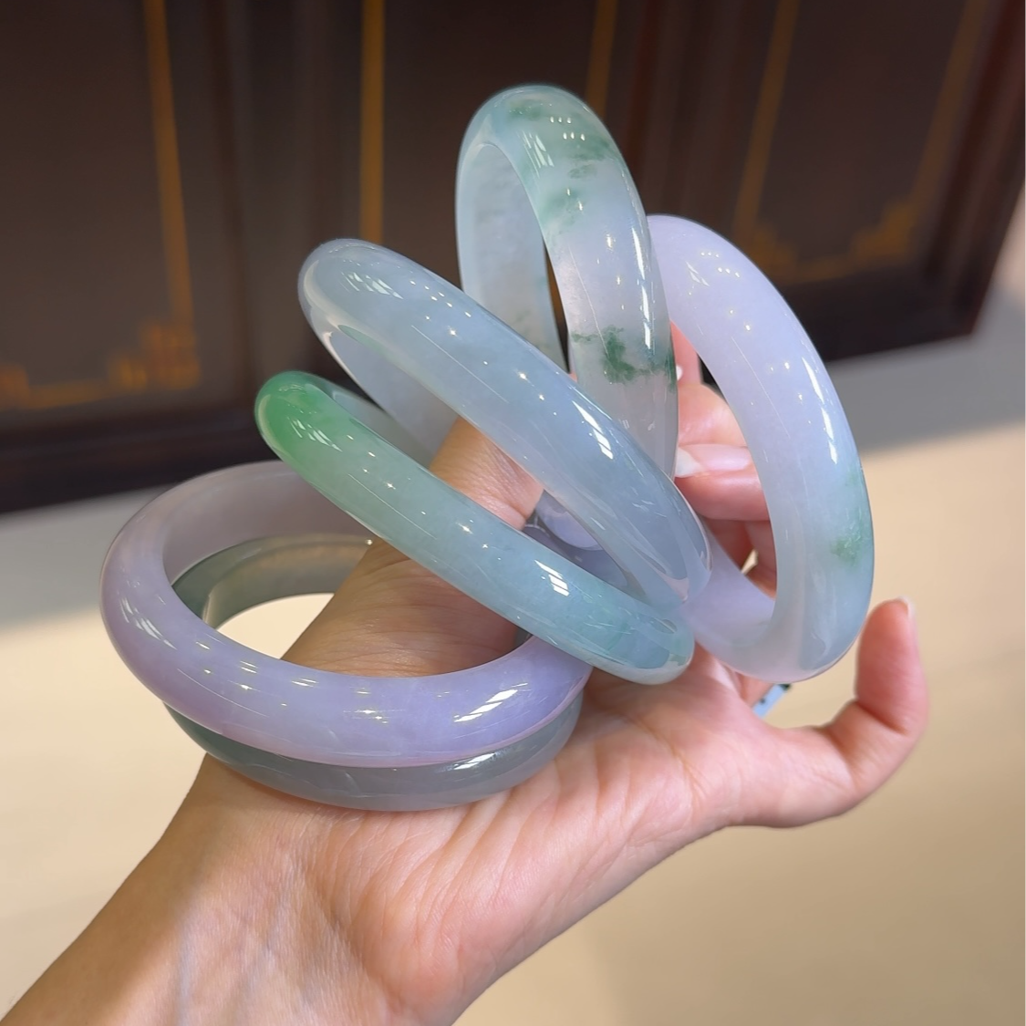 天然缅料A货翡翠手镯(拍前先询客服报价哟~)