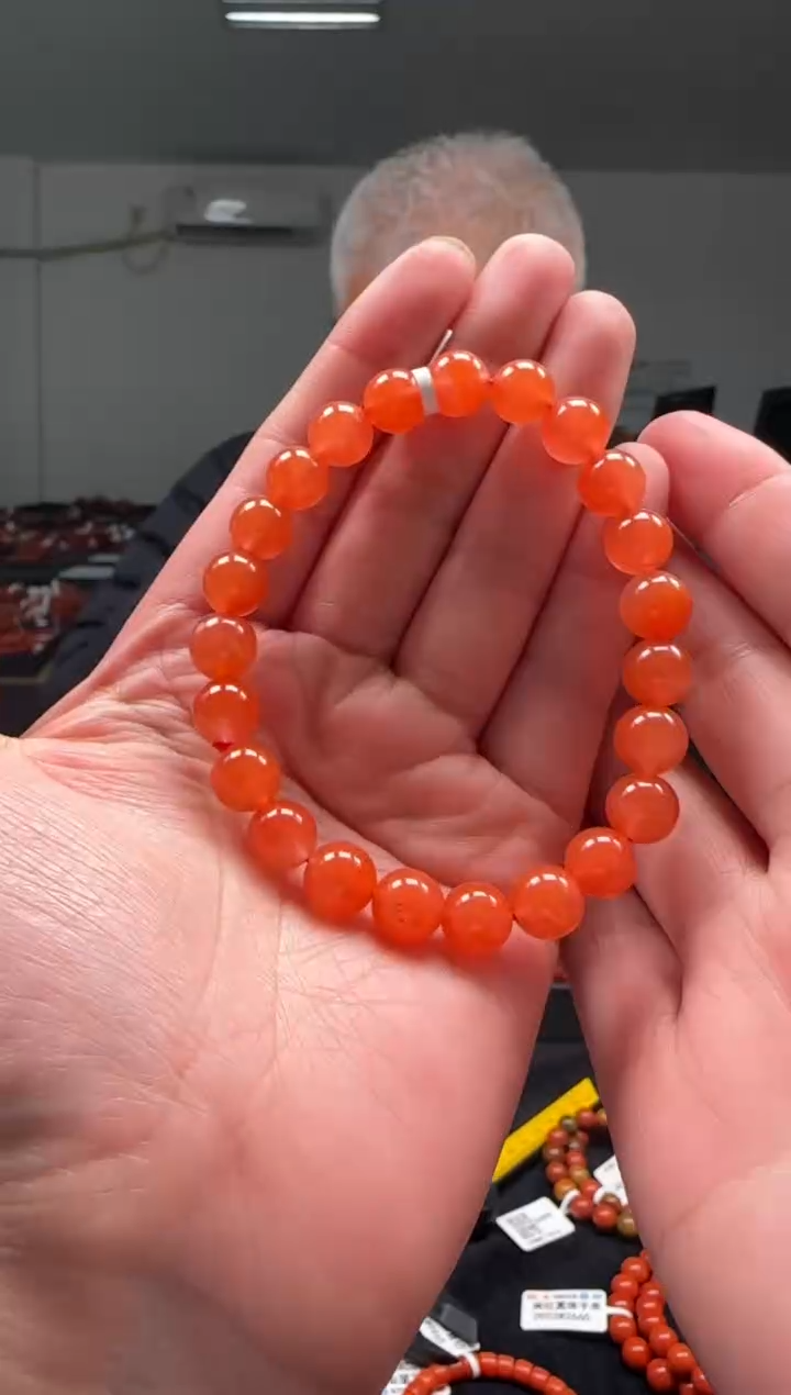 【闪购商品】南红玛瑙多样性发一件未镶嵌8mm保山手串圆珠