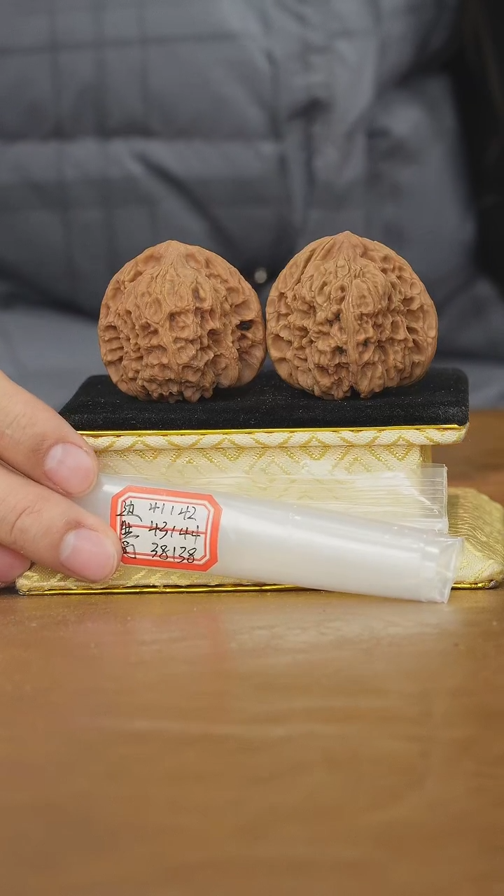 把件文玩核桃赵喜满南将石