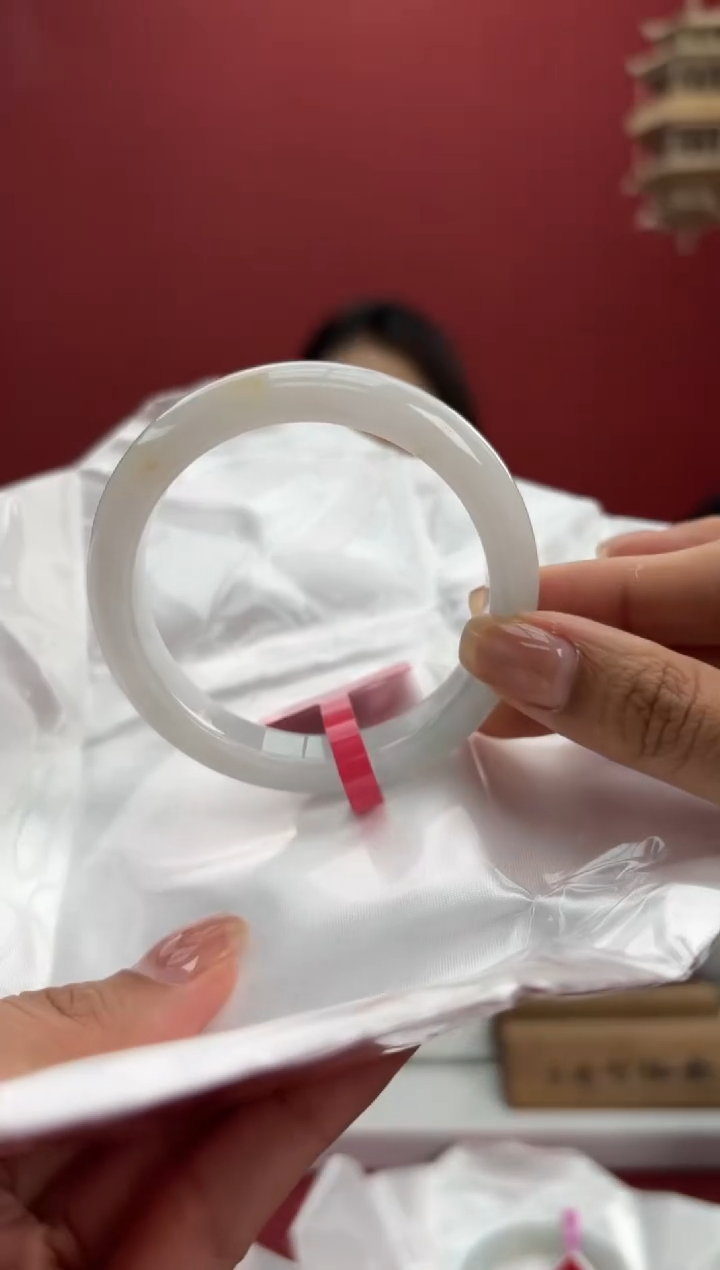 翡翠手镯未镶嵌31手镯