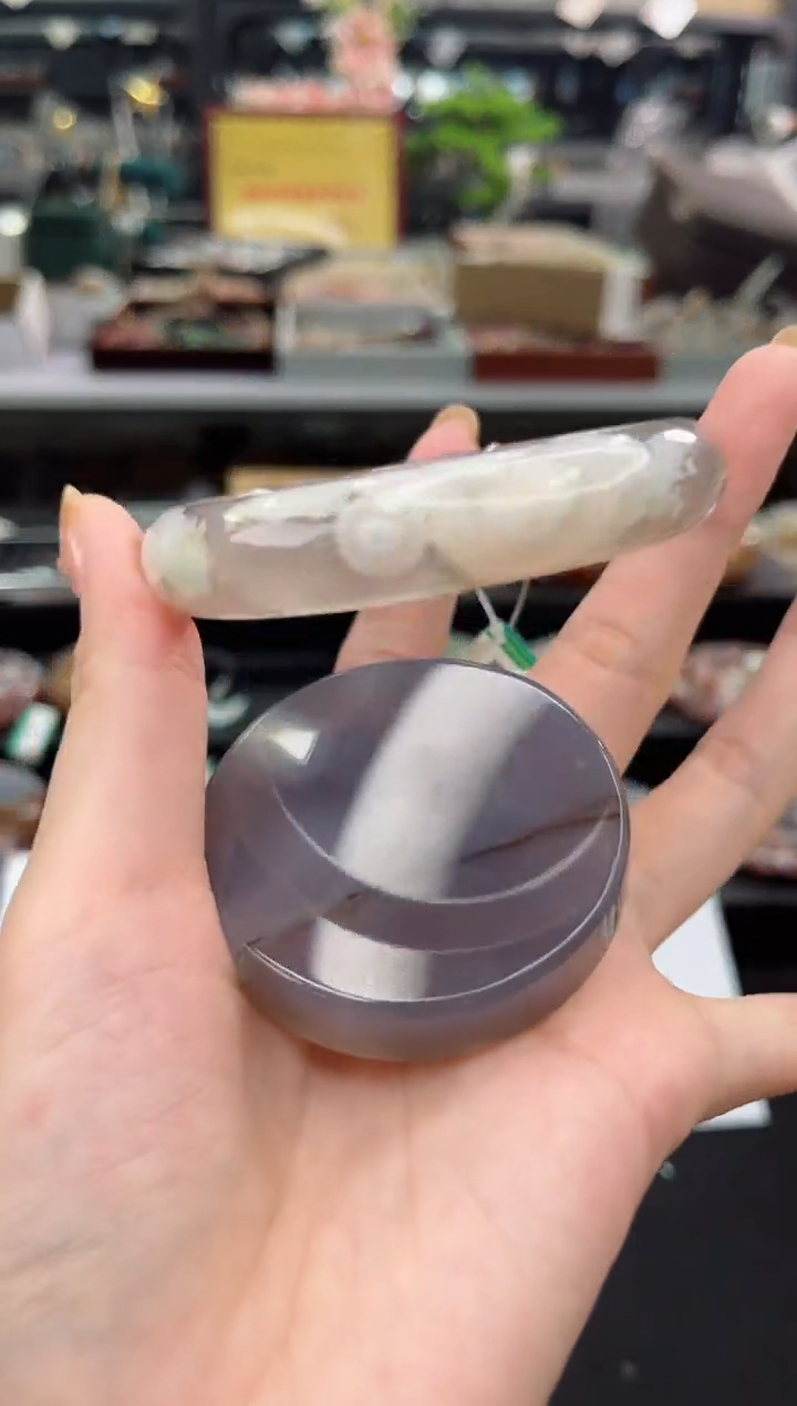 【闪购商品】石英质玉手镯未镶嵌58圈口（赠品镯心）6452225