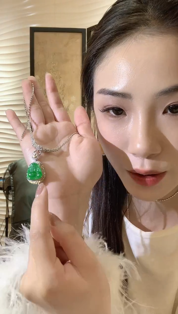 【闪购商品】翡翠吊坠(不含链)18K金镶嵌D14