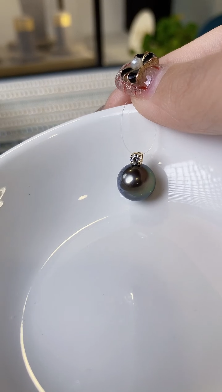 【闪购商品】海水珍珠吊坠(不含链)18K金镶嵌10-11大溪地黑珍珠吊坠