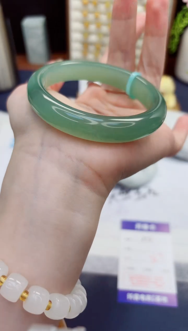 未镶嵌手镯石英质玉213-东陵玉-圈口56