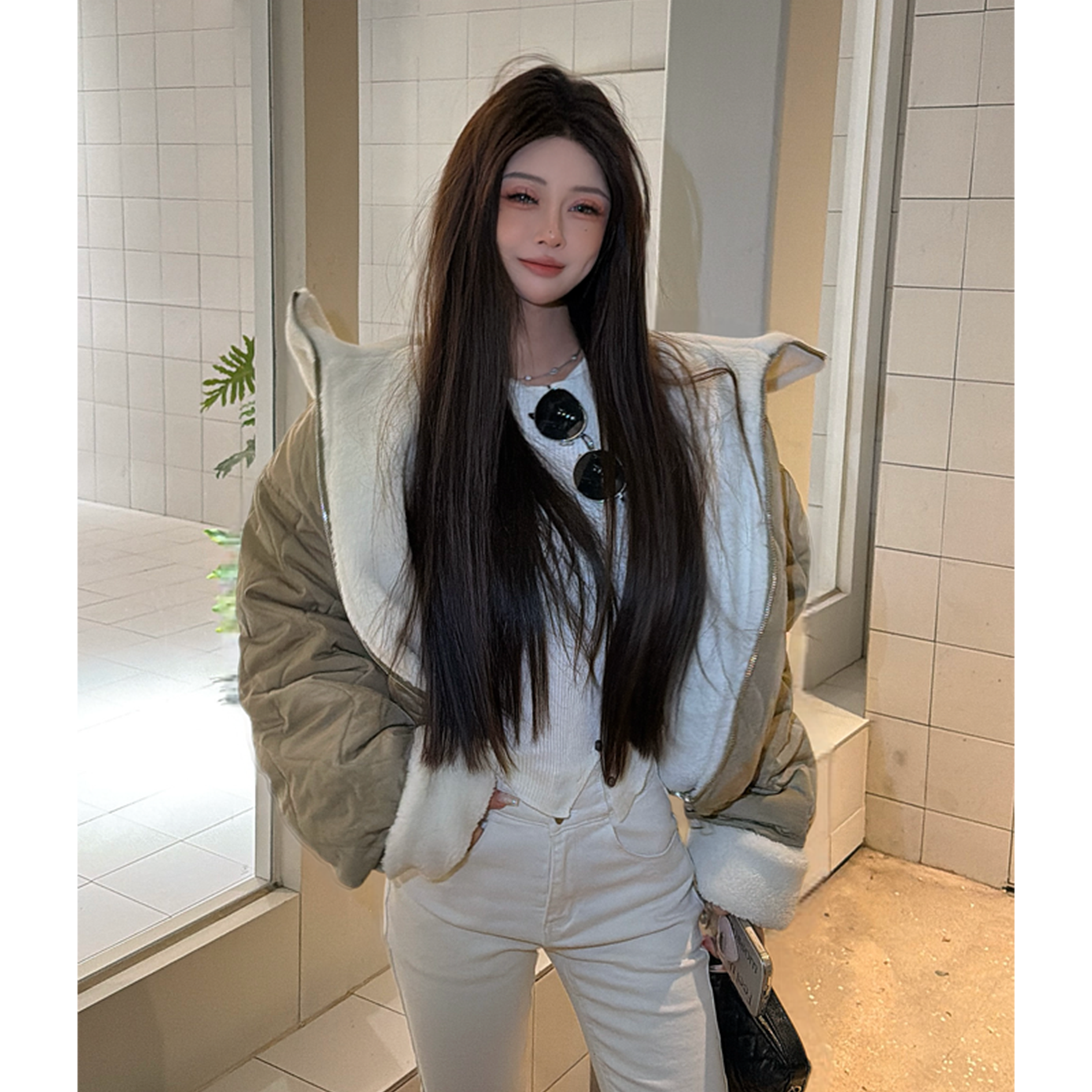 21DEGREES豆绿色羔羔毛棉服白色长袖针织打底白色加绒牛仔小脚裤