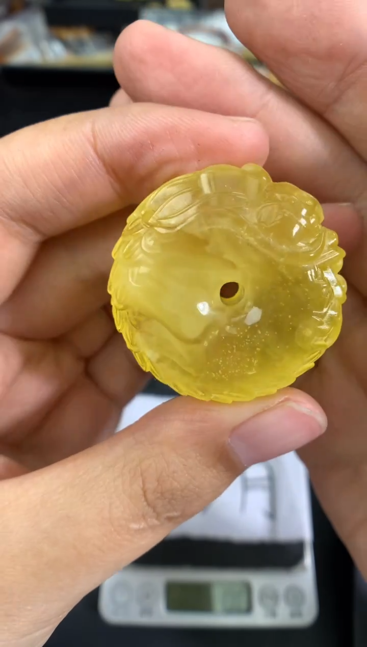 蜜蜡未镶嵌珠宝奇石1