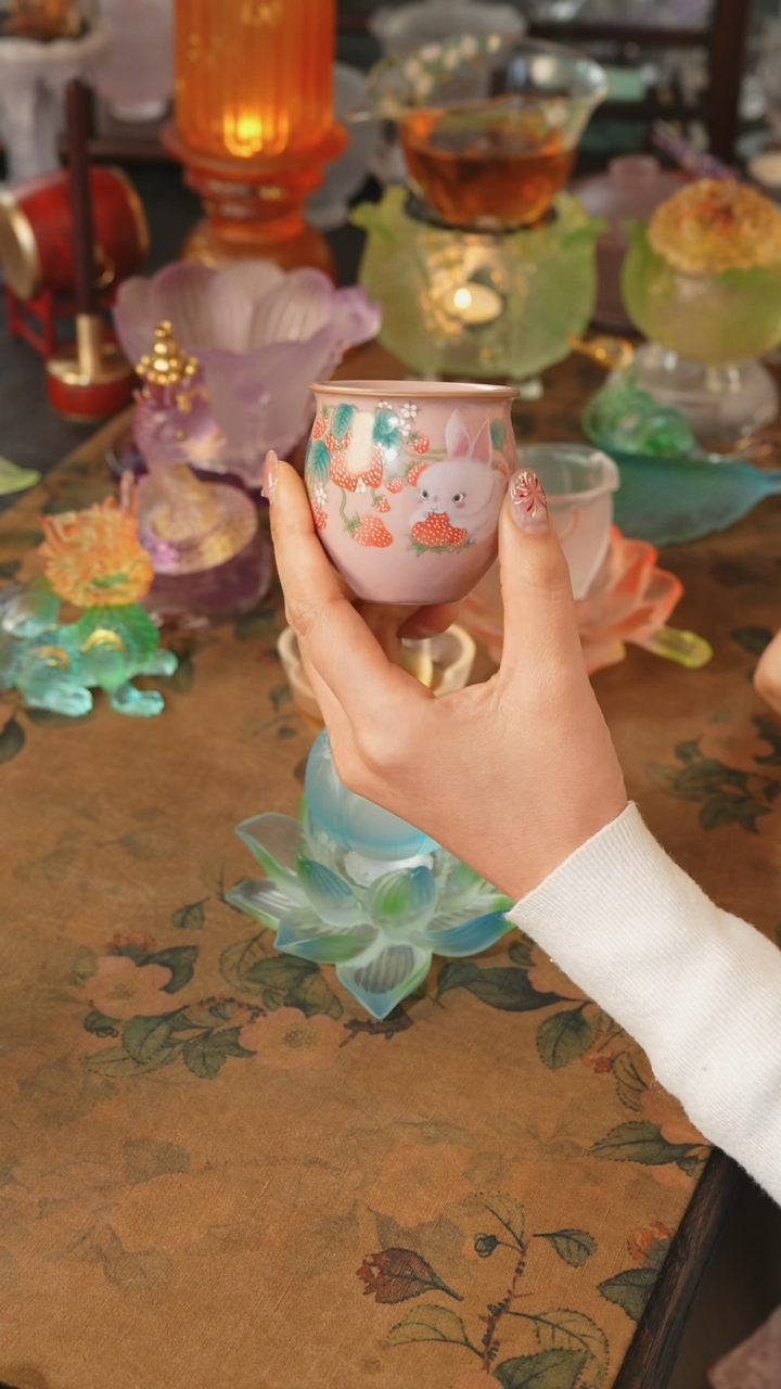 【闪购商品】草莓兔粉杯1111111111