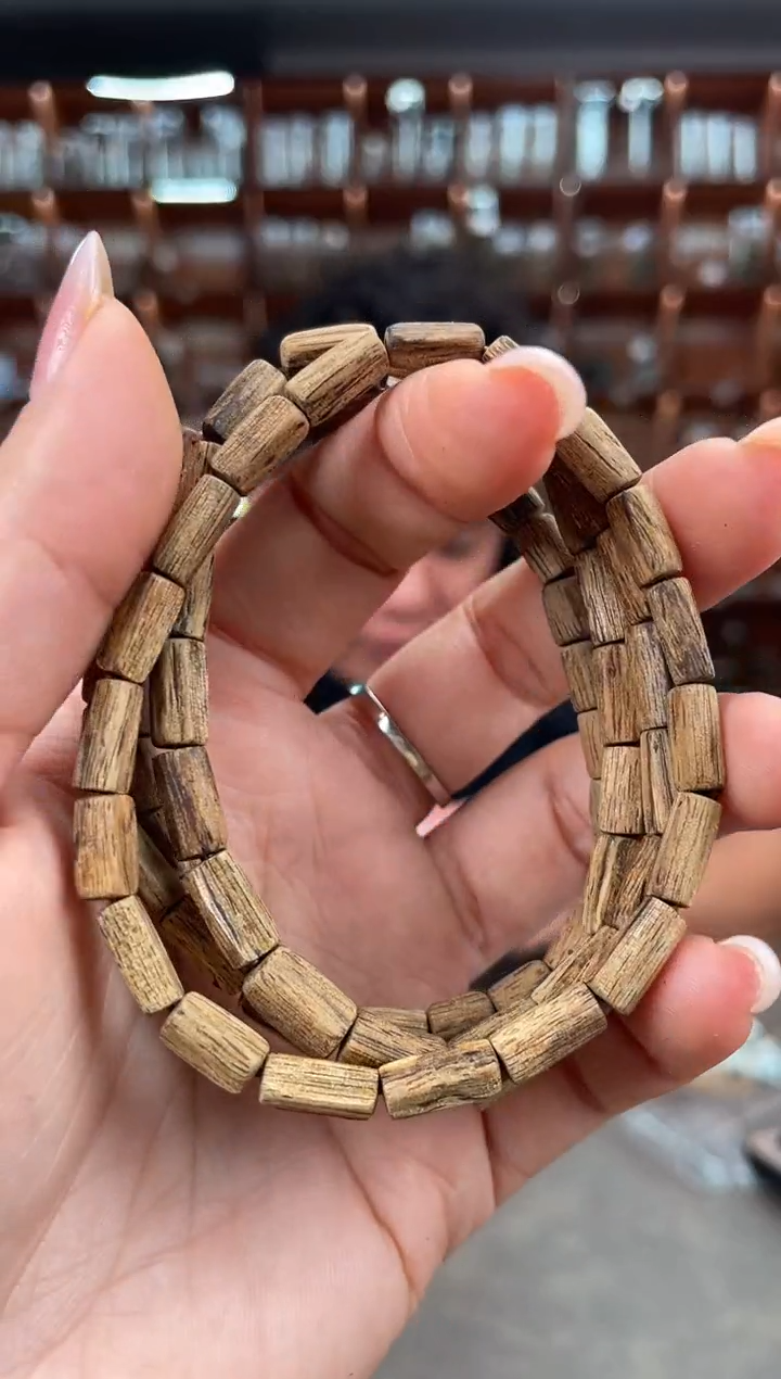 【闪购商品】沉香手串67号海南黑油格多样性发一条