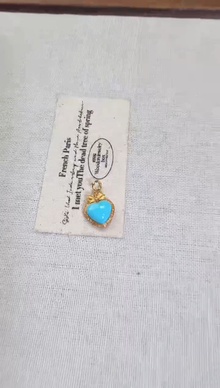 【闪购商品】绿松石颈饰18K金镶嵌满钻爱心蝴蝶结