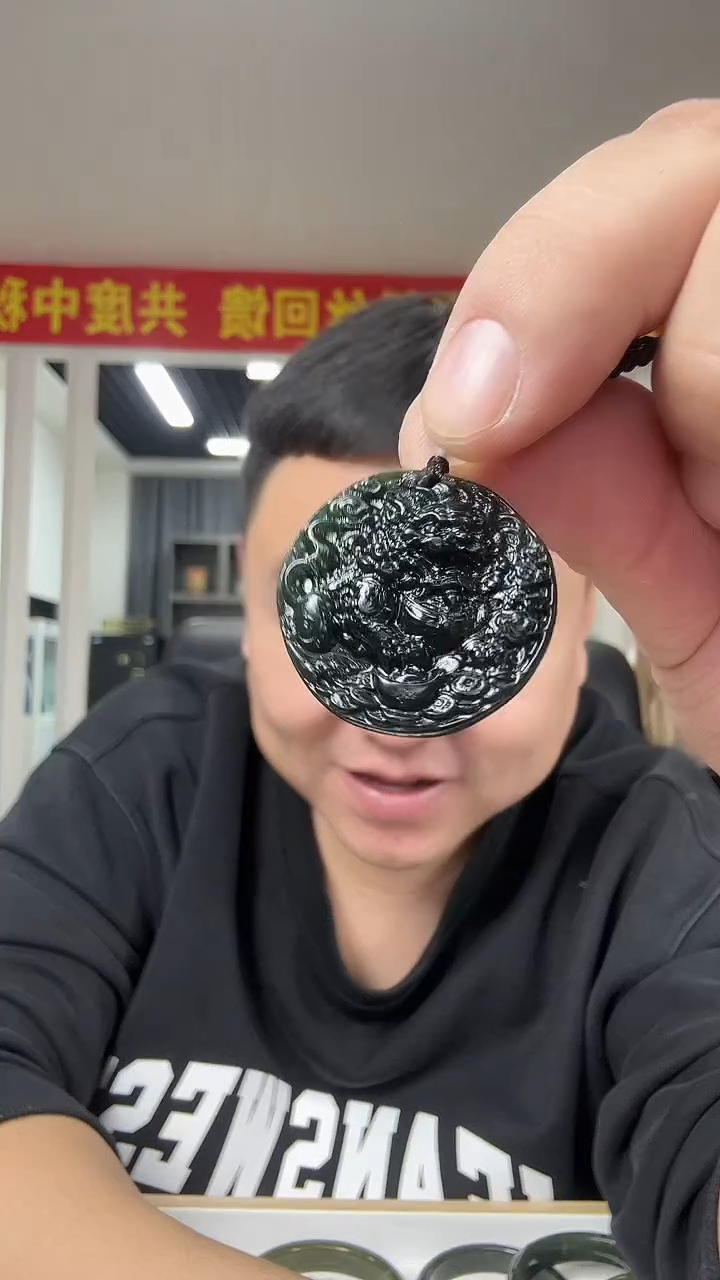 未镶嵌岫玉颈饰多样性发货一件