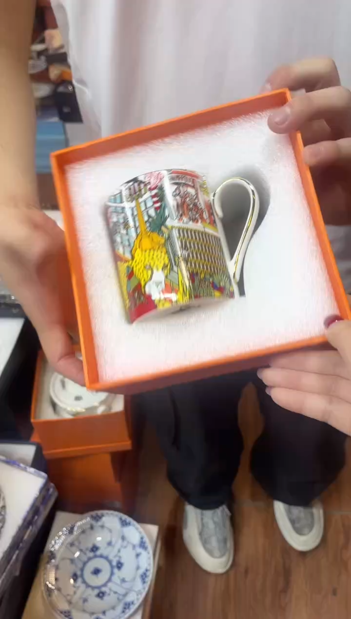 杯鸿辉家品牌瓷器，京东包邮！