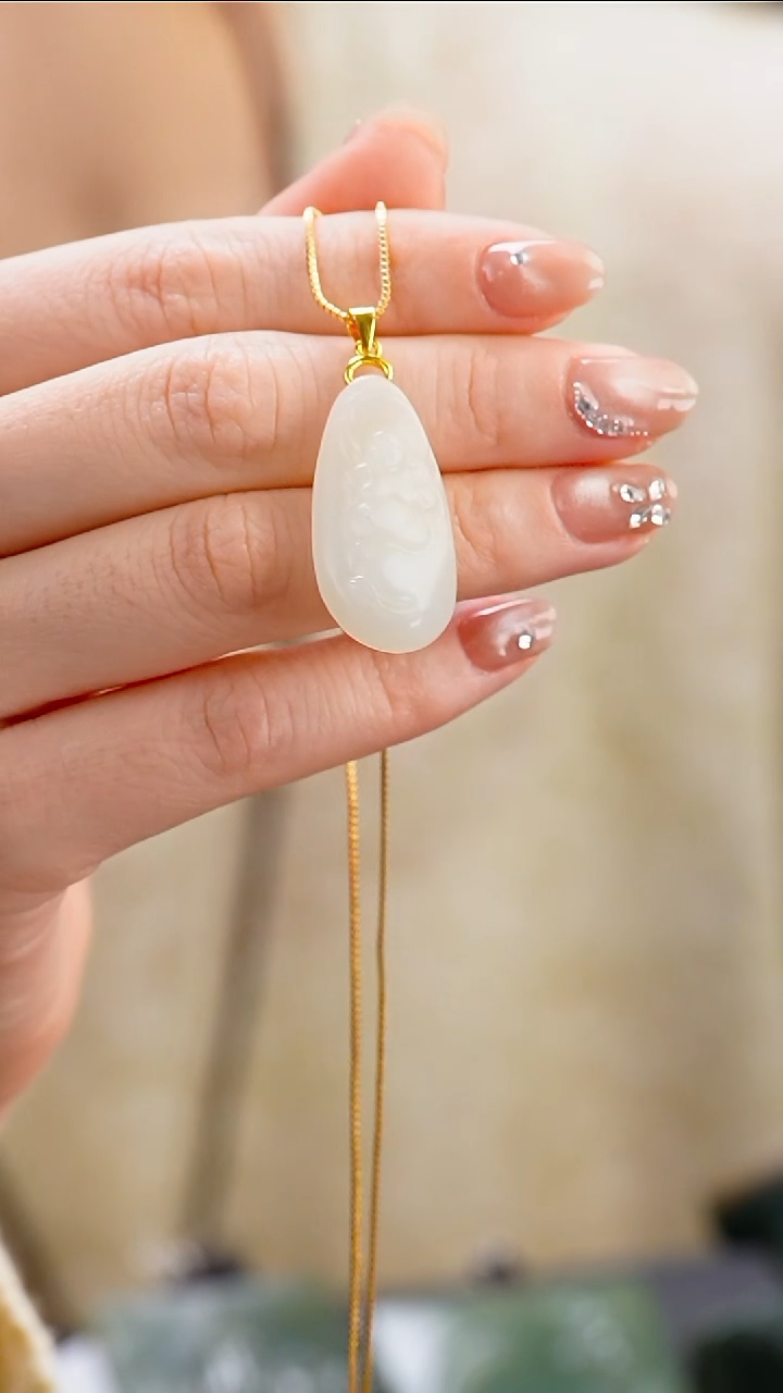 吊坠(赠链)未镶嵌和田玉观音随形