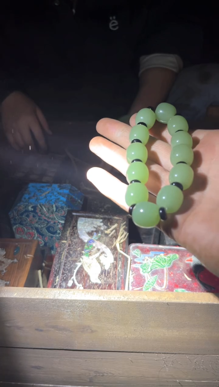 未镶嵌和田玉手链手串