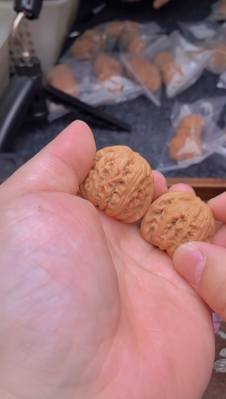 【闪购商品】文玩核桃把件G281号40尺元宝