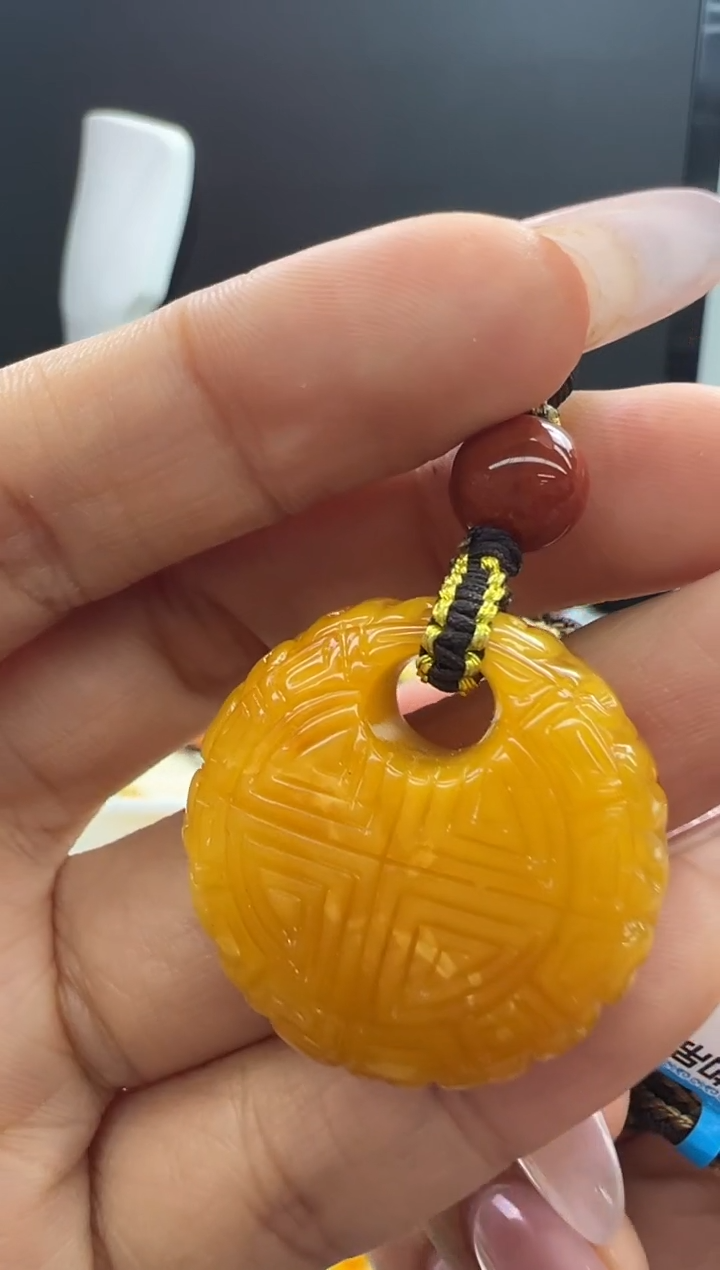 【闪购商品】琥珀颈饰未镶嵌143秒拍号