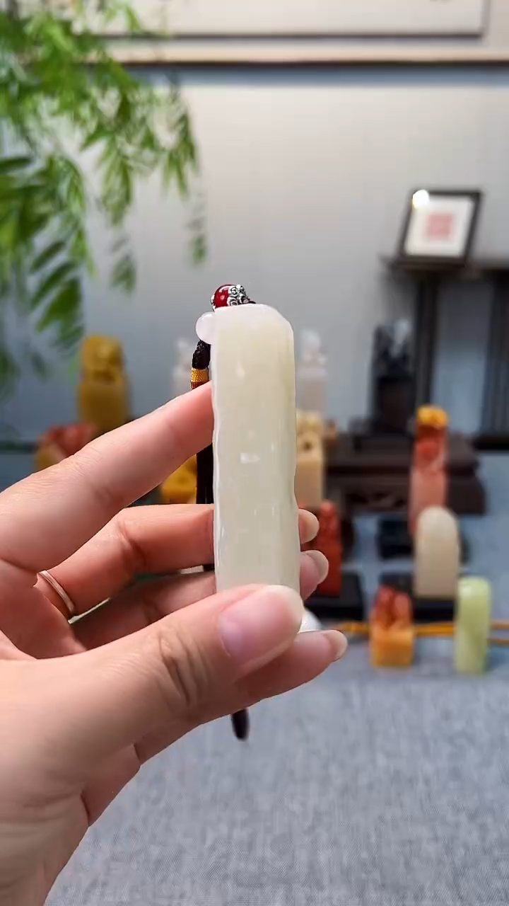 寿山石印石手把件  奶酪