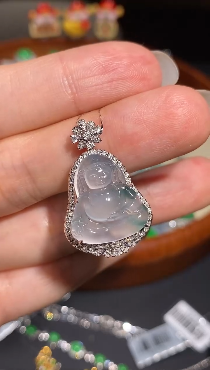 【闪购商品】翡翠吊坠(不含链)18K金镶嵌吊坠