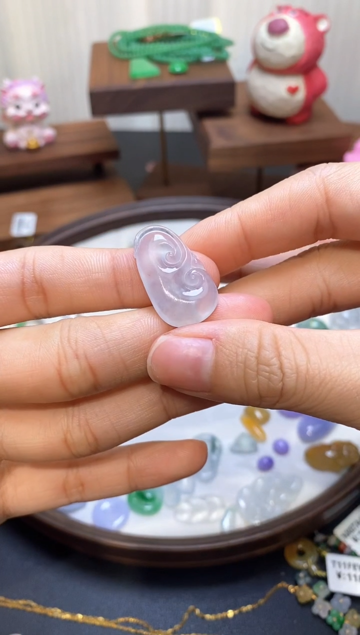 【闪购商品】翡翠未镶嵌颈饰如意