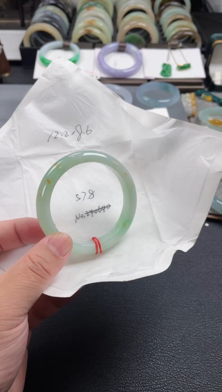 【闪购商品】翡翠手镯未镶嵌57正圈
