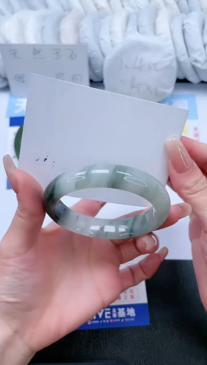 【闪购商品】石英质玉手镯未镶嵌T35-55