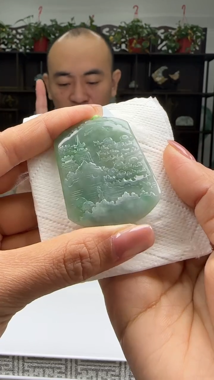 【闪购商品】翡翠颈饰未镶嵌天然翡翠A货吊坠