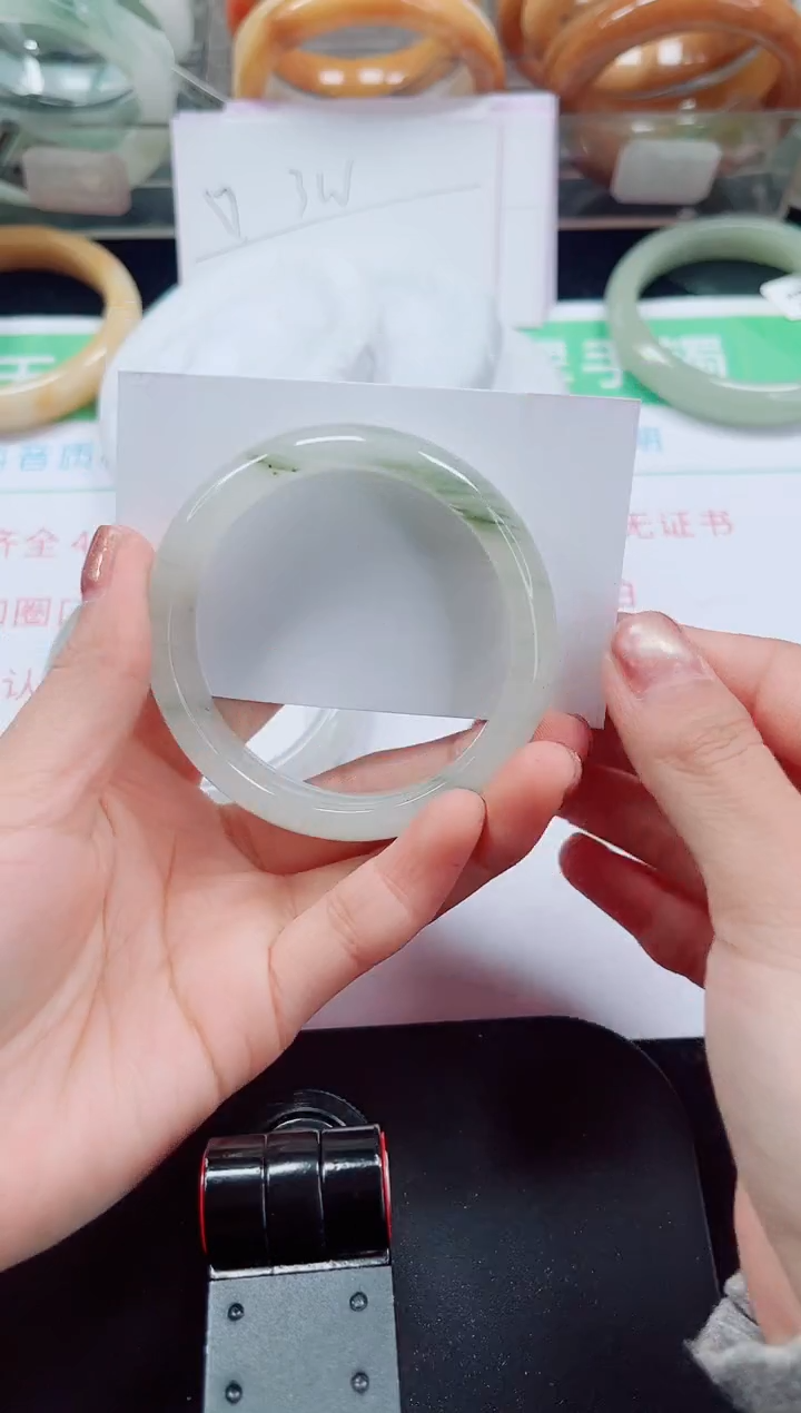 未镶嵌手镯石英质玉336-53/54