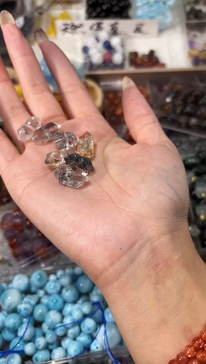 【闪购商品】水晶手串未镶嵌B92闪灵双尖一个