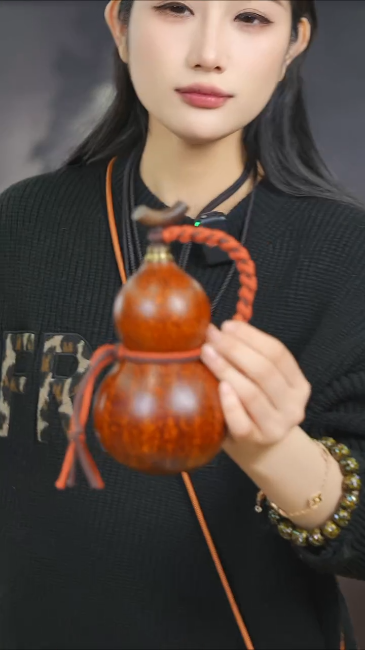 【闪购商品】YA175大漆酒葫芦不包手串及旋转底座