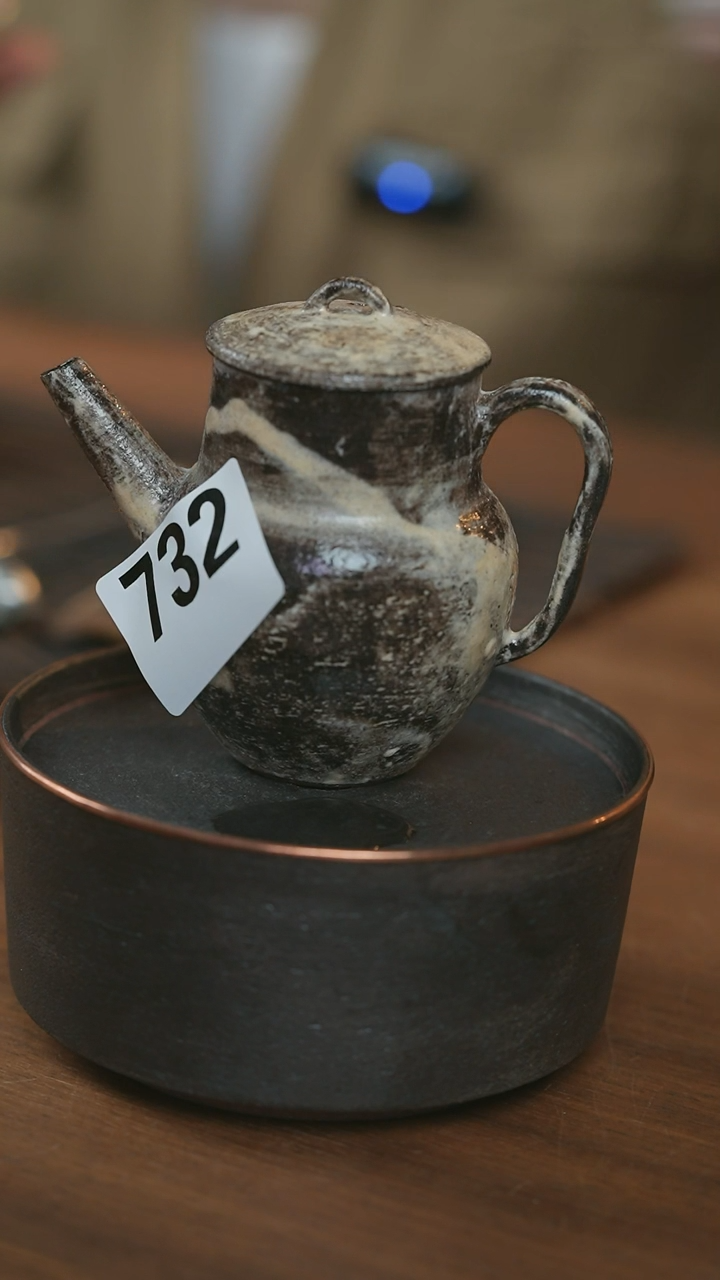 丹成正把壶732.........