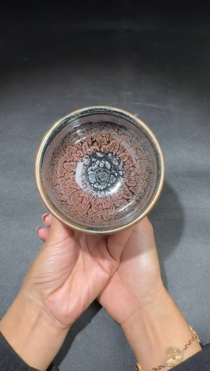 茶盏肖艳水墨牡丹174