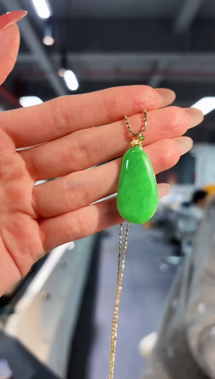 【闪购商品】翡翠吊坠(不含链)18K金镶嵌缅料A货/支持复检/一件